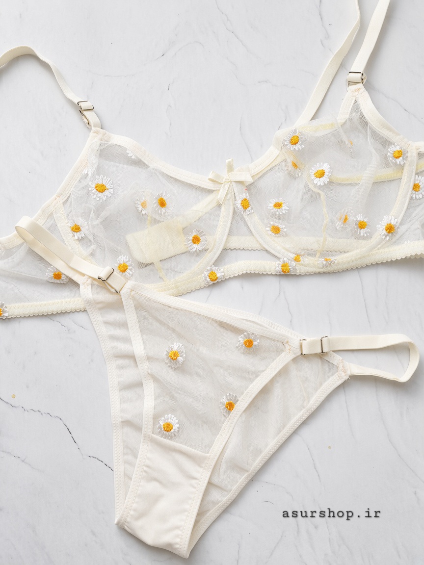 شورت و سوتین